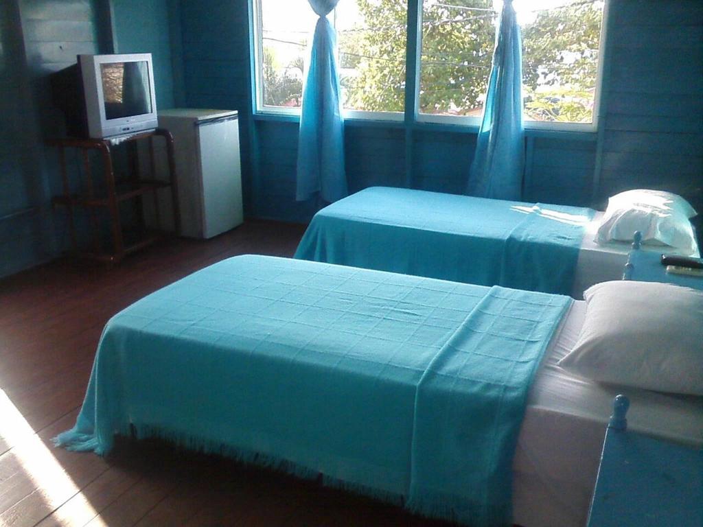 Hotel Flemming Tree Providencia Island Екстериор снимка