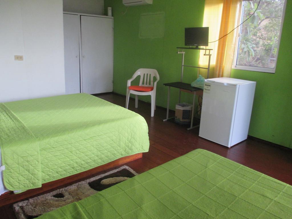 Hotel Flemming Tree Providencia Island Екстериор снимка
