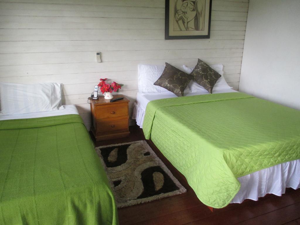 Hotel Flemming Tree Providencia Island Екстериор снимка