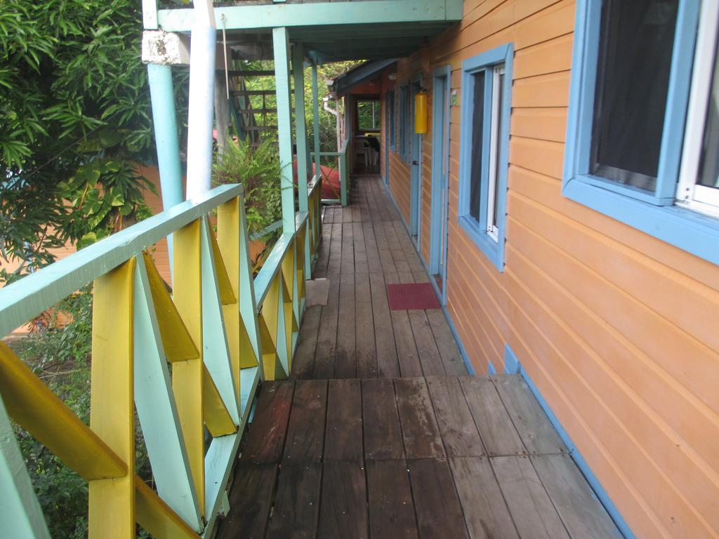 Hotel Flemming Tree Providencia Island Екстериор снимка