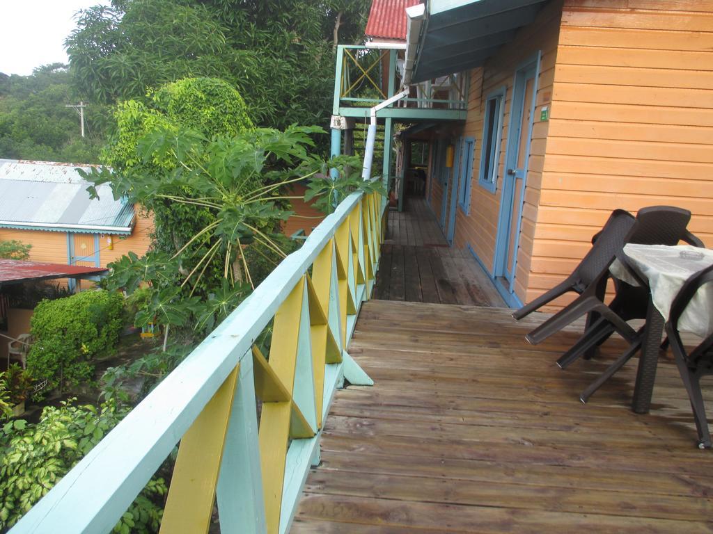 Hotel Flemming Tree Providencia Island Екстериор снимка